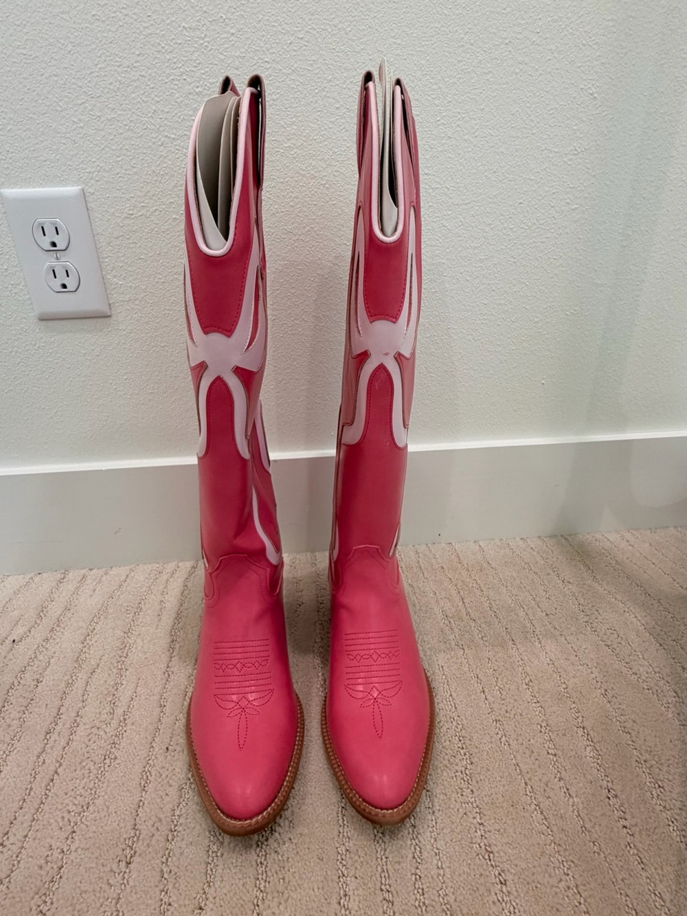 Statement Pink Western Knee-High Heeled Boots - Picture 4 of 6